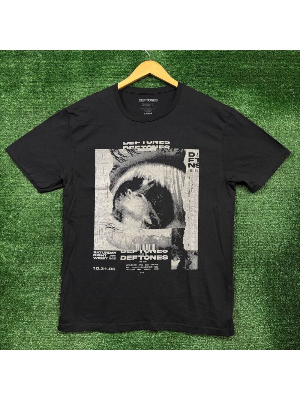 Deftones Saturday Night Wrist Nu Metal Band T-Shirt Size Large